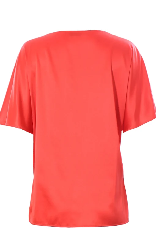 Blusa in seta con monile