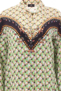 Camicia floreale con bordatura in crepe de chine di seta